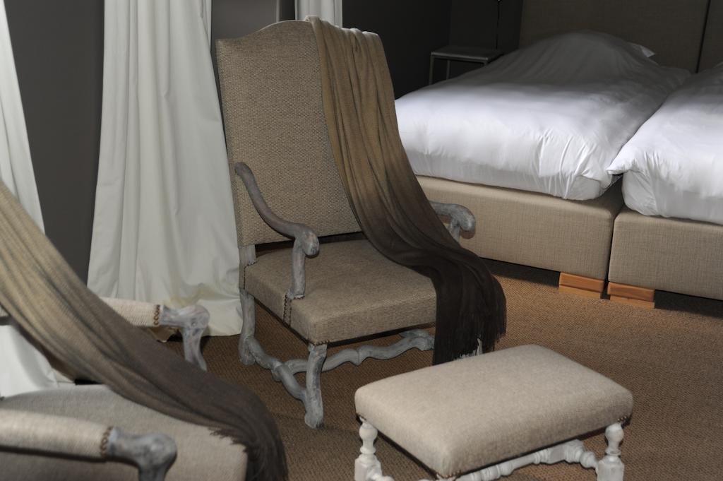 Chateau De Lerse Bed and Breakfast Perignac  Δωμάτιο φωτογραφία